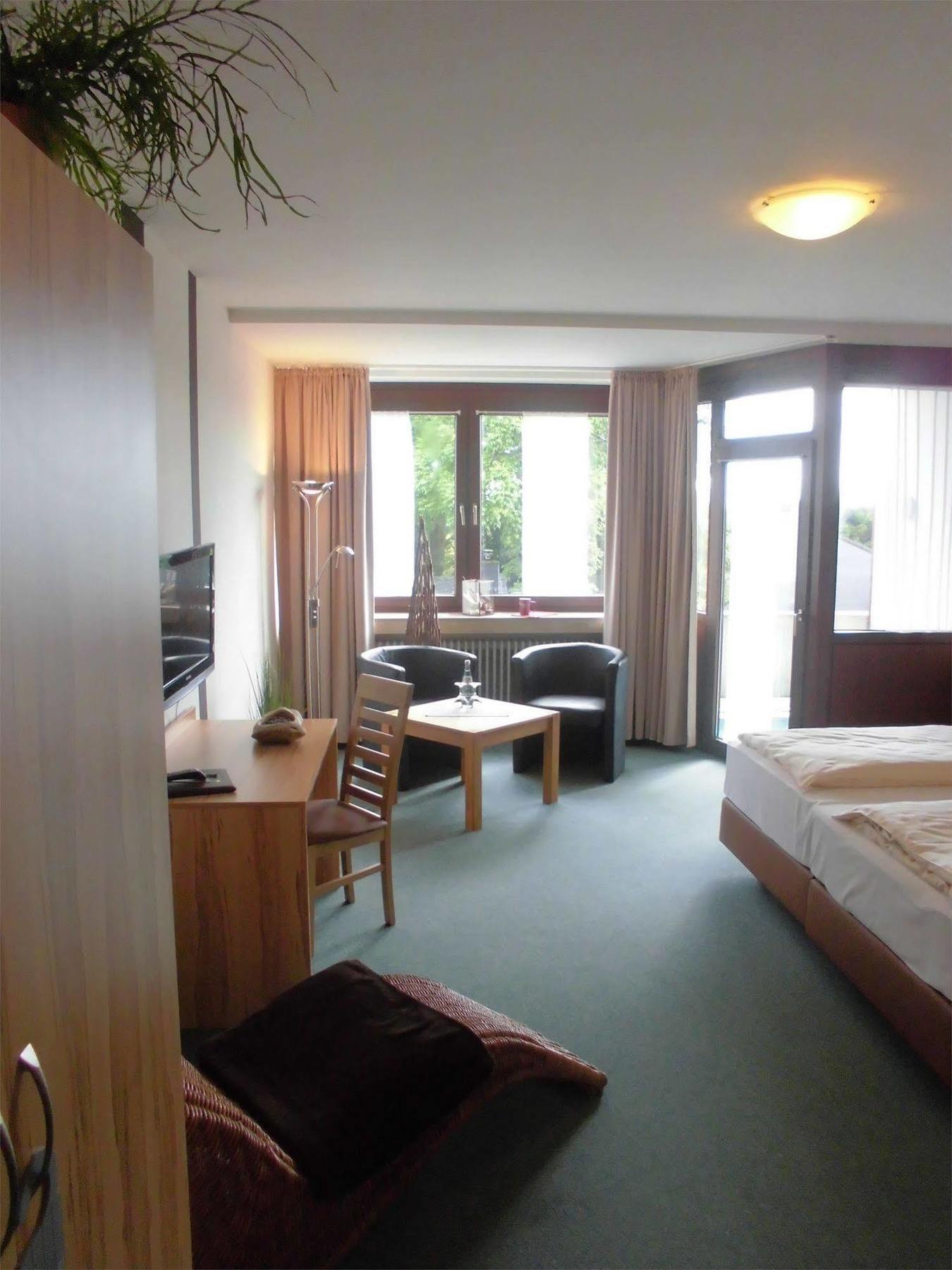 Hotel Roeb Nideggen Exterior photo